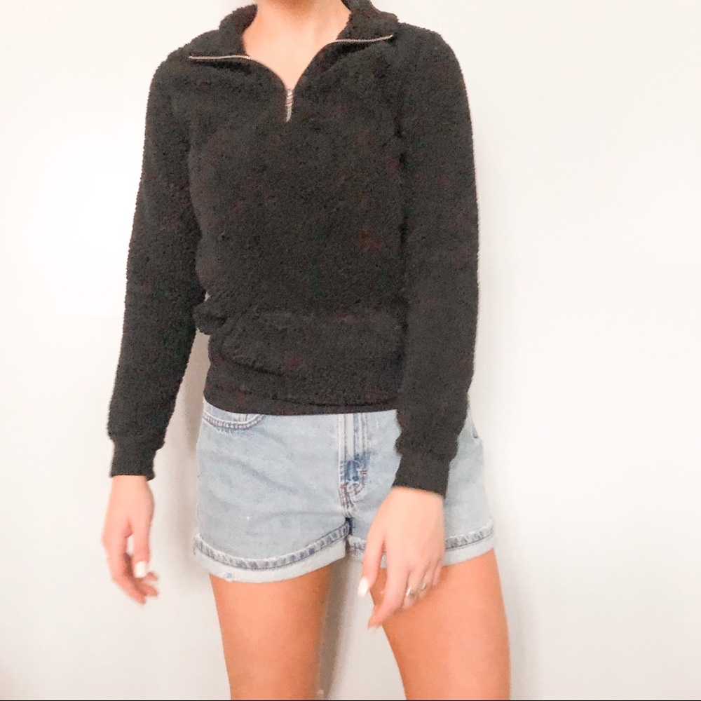 Black sherpa quarter zip
